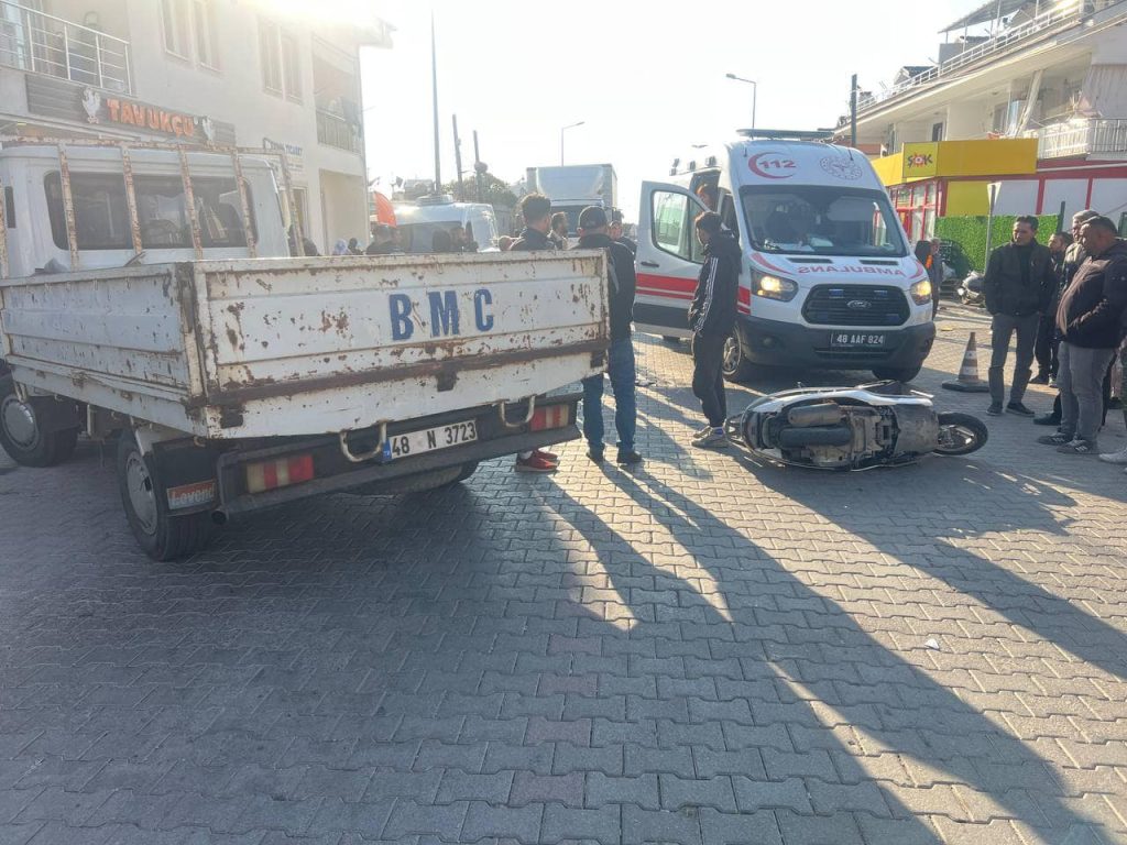 İşte Fethiye'de Trafik Kazası Meydana Geldi Genç Ağır Yara Aldı Haberi