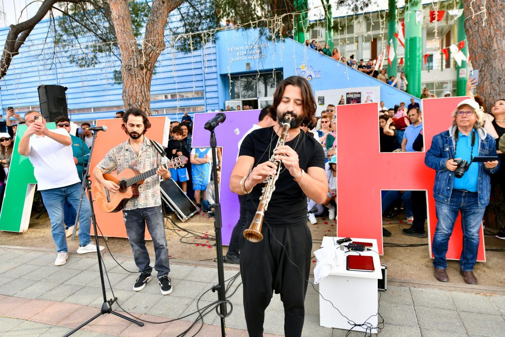 İşte Koray Avcı, Fethiye’de Sevenleriyle Buluştu   Haberi 