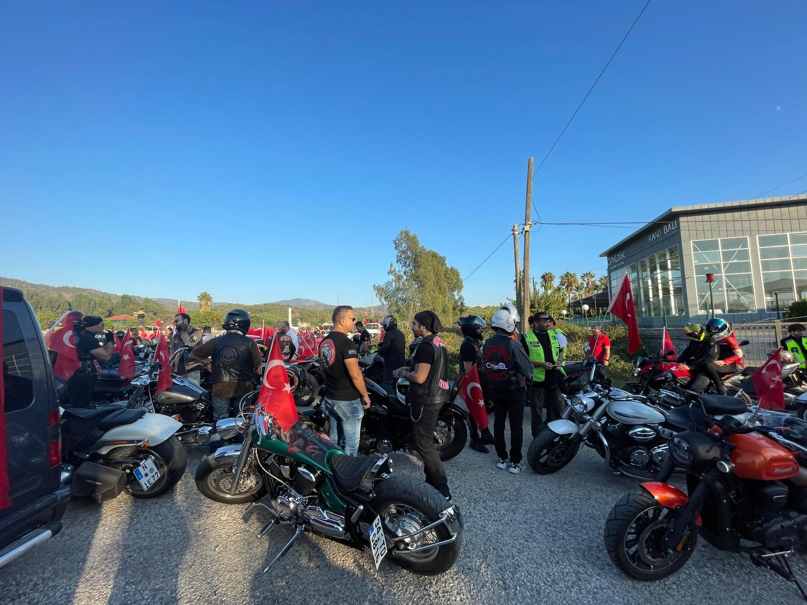 İşte Cumhuriyet Coşkusu Fethiye’de Sokaklara Taştı haberi