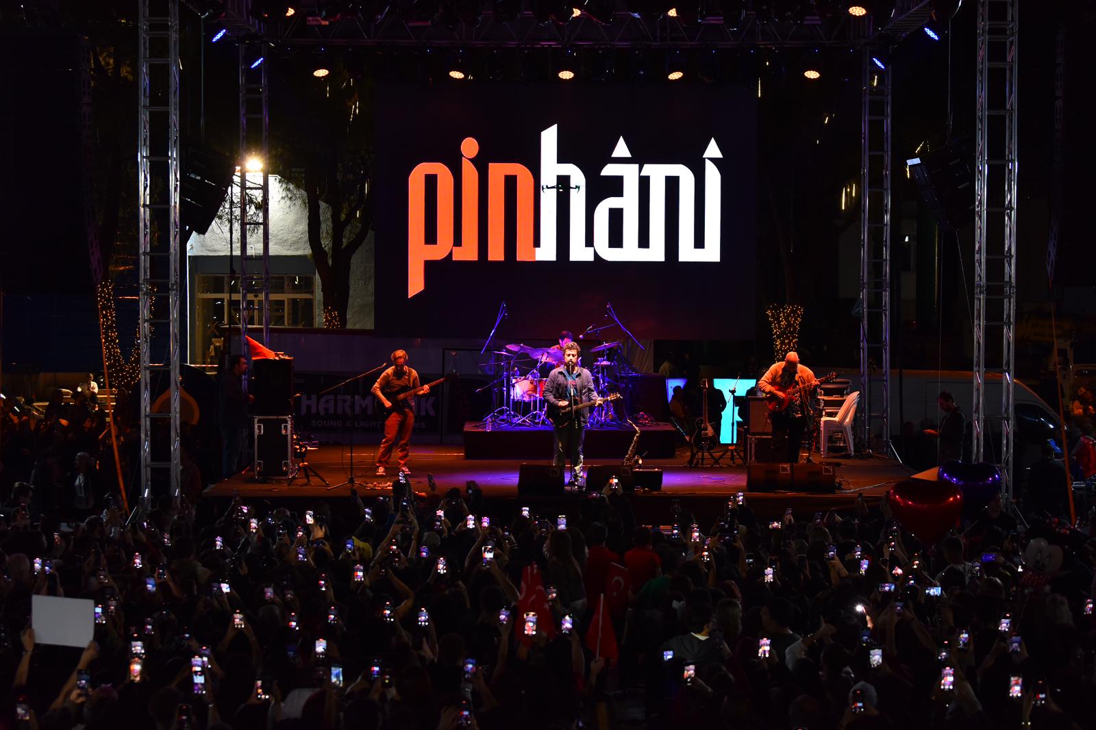 İşte Pinhani'den Fethiye'de Cumhuriyet Coşkusu haberi