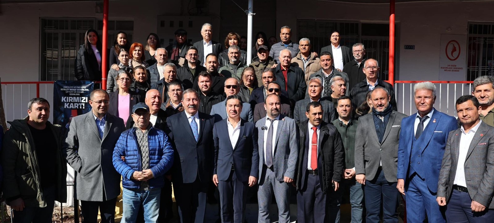 İşte Muğla Büyükşehir 574 Muhtara Afet Yeleği Dağıttı haberi