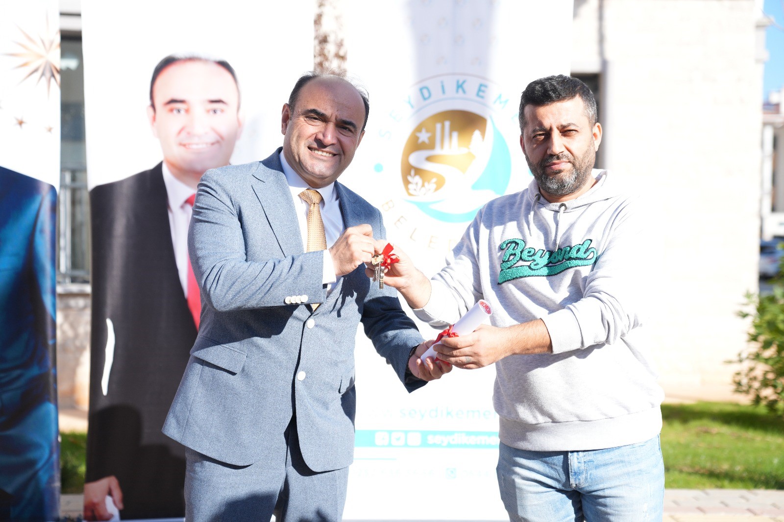 İşte Seydikemer’de TOKİ Konutları Hak Sahiplerine Teslim Edildi haberi