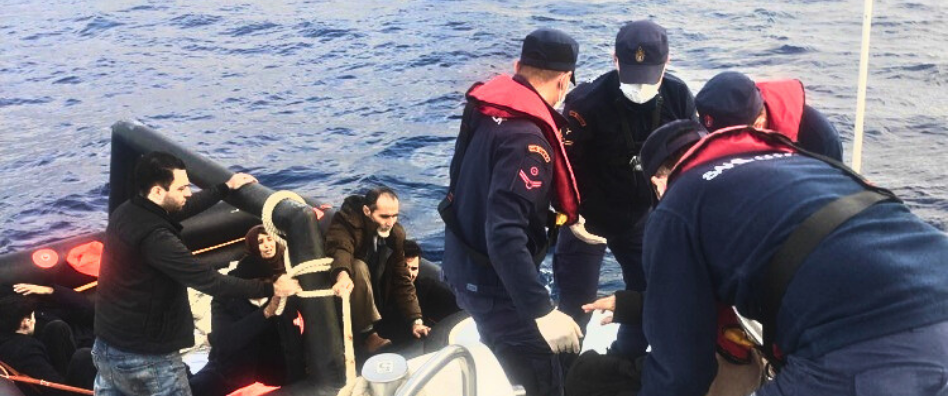 İşte Yunan Unsurları Düzensiz Göçmenleri Ölüme Terk Etti haberi