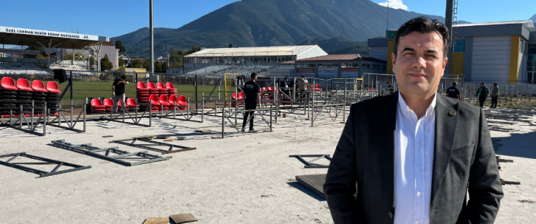 İşte Fethiye’de 3 Bin Kişilik Seyyar Tribün! haberi