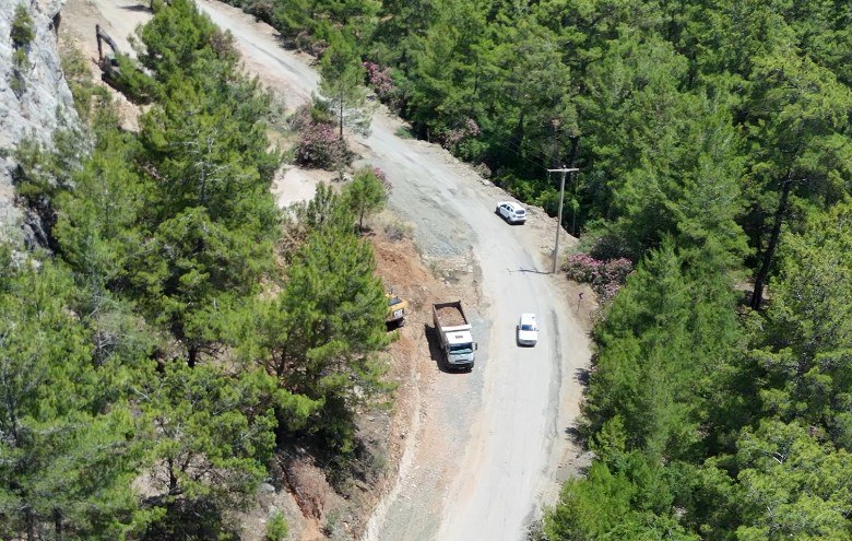 İşte Seydikemer Belediyesi 6 Kilometrelik Yol Çalışmasını Tamamladı haberi