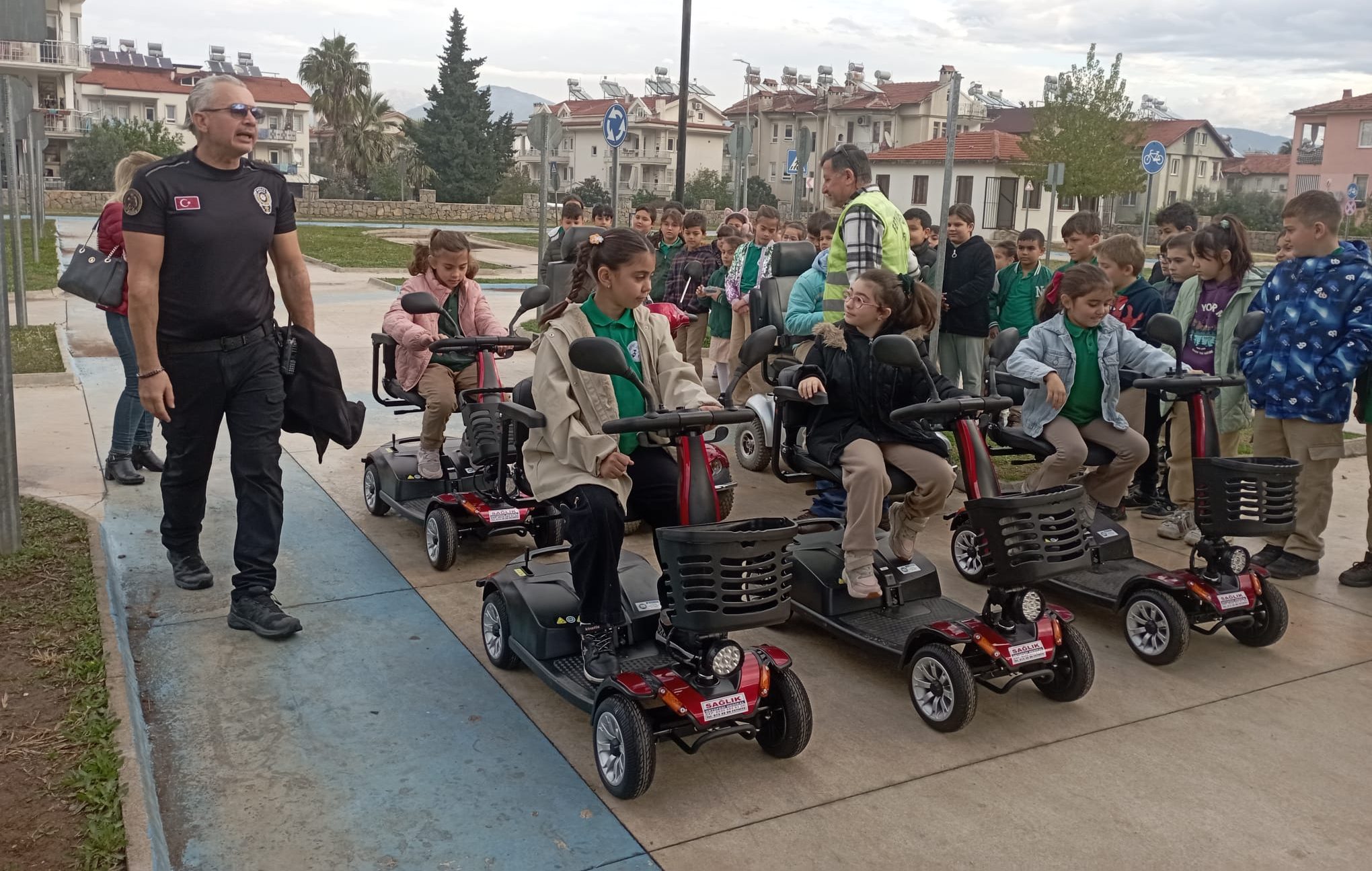 İşte Trafik Eğitim Parkı’nda ‘Uygulamalı Eğitimler’ Devam Ediyor haberi