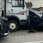 İşte Fethiye–Antalya Karayolunda Zincirleme Trafik Kazası: 3 Yaralı! haberi