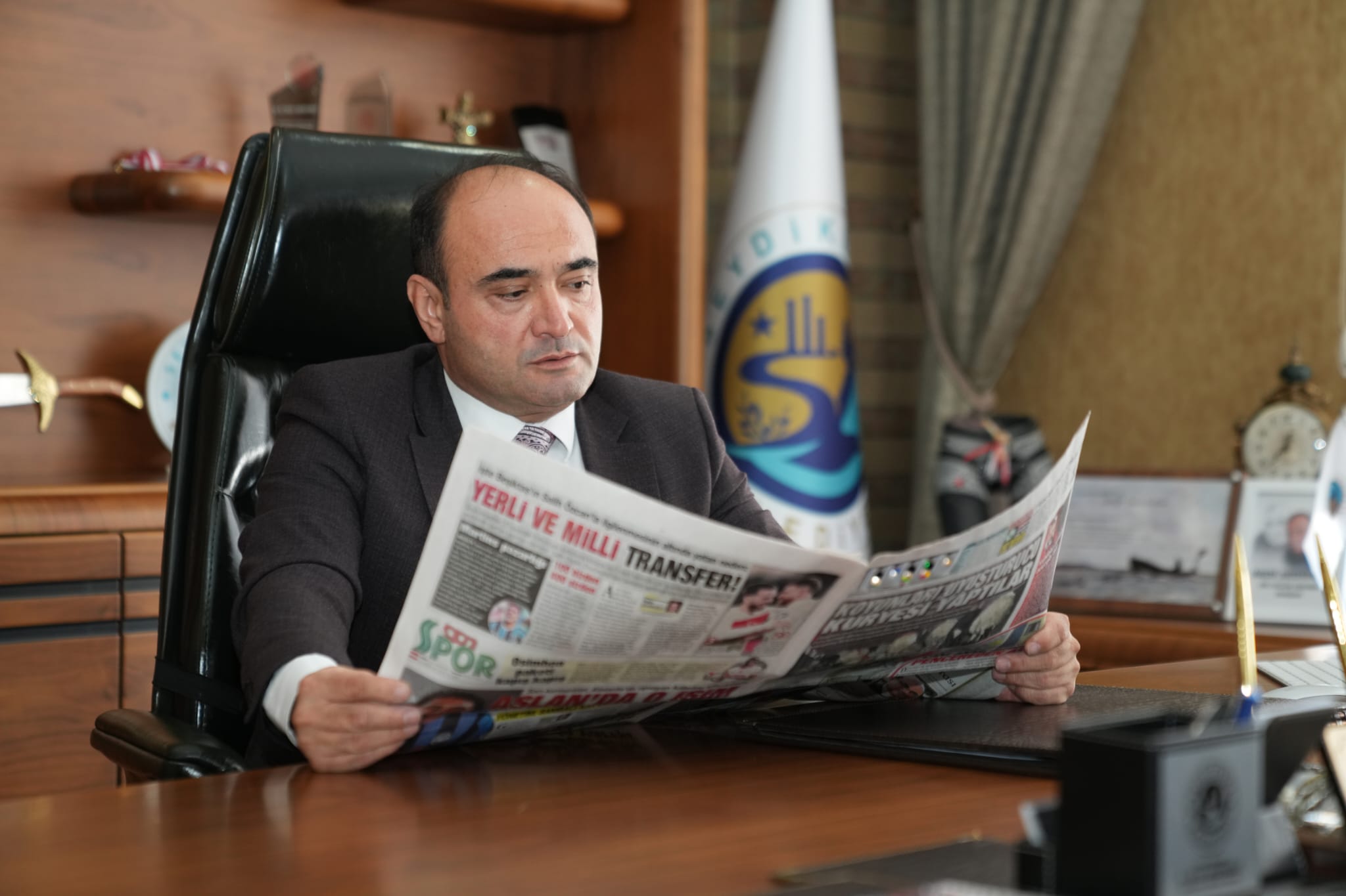 İşte Başkan Akdenizli “Gazetecilerimiz Kamuoyunun Gözü Kulağıdır” haberi