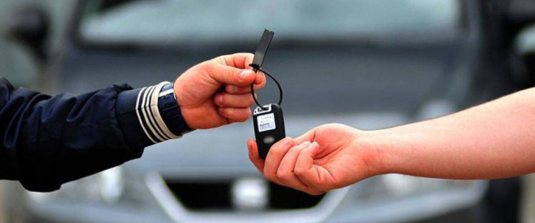 İşte Araç Kiralamada Yeni Düzenleme Yolda! Yerli Elektrikli Şartı ve Ücretsiz Hizmetler Geliyor haberi