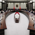 İşte Emeklilerin Gözü Bugün Kabine’de! 4 Bin TL’lik İkramiye Değişecek mi? haberi
