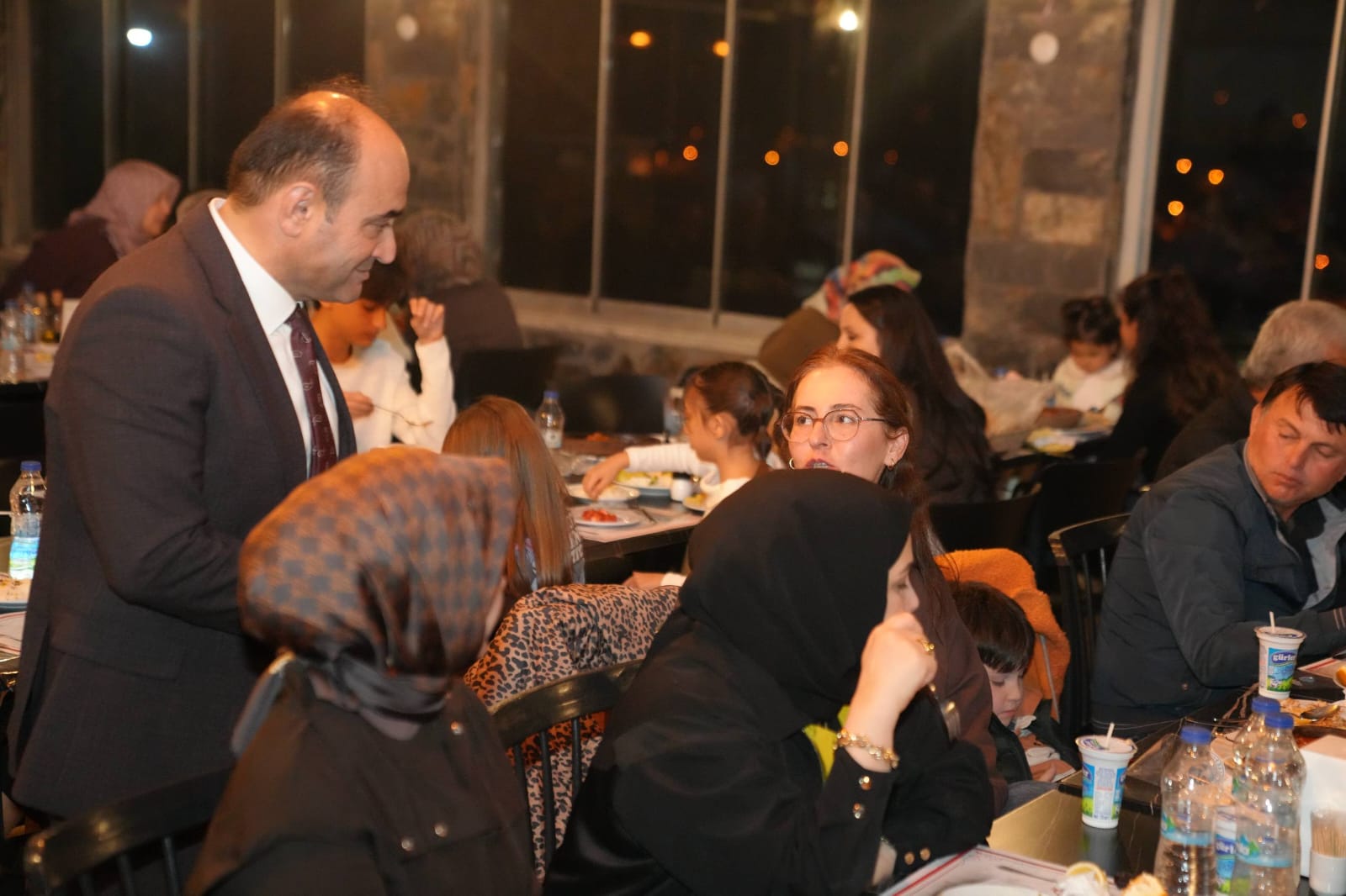 İşte Başkan Akdenizli, İftarda Meclis Üyeleri ve Aileleriyle Buluştu haberi