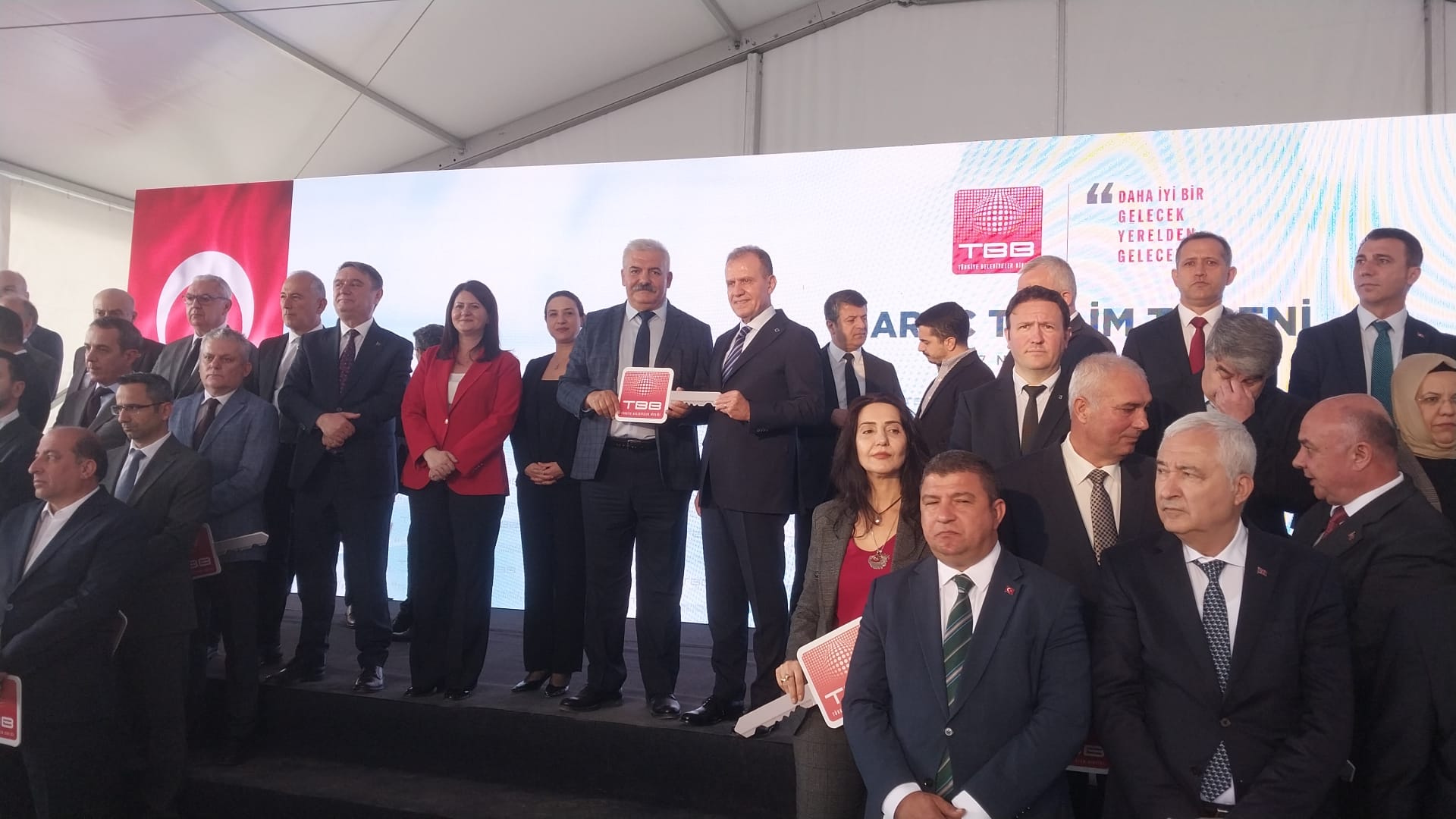 TBB’den Fethiye Belediyesi’ne Yeni Hizmet Aracı! Su Arazözü Teslim Alındı